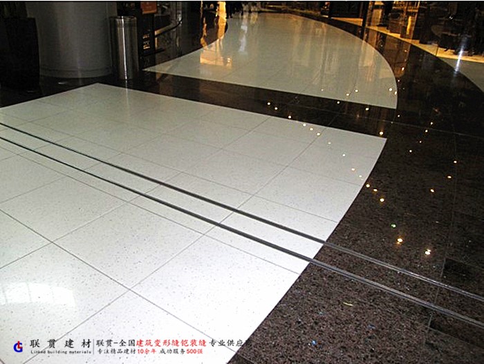 菏泽市抗震型地面变形缝安装效果案例